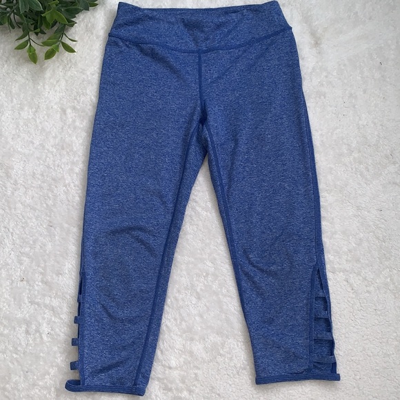 Z by Zella Girl Blue Capri Leggings M 8/10 EUC Athletic Sports Dance - Picture 2 of 10